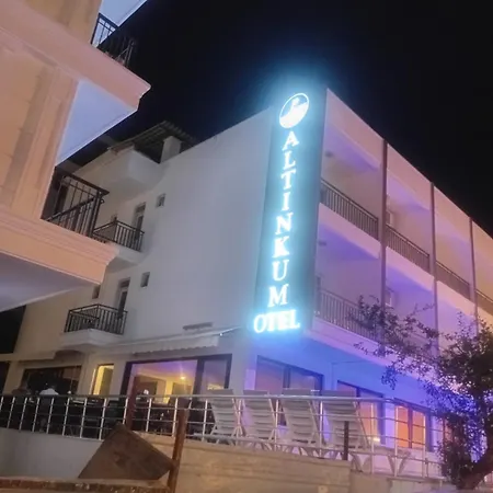 Hotel Altinkum *